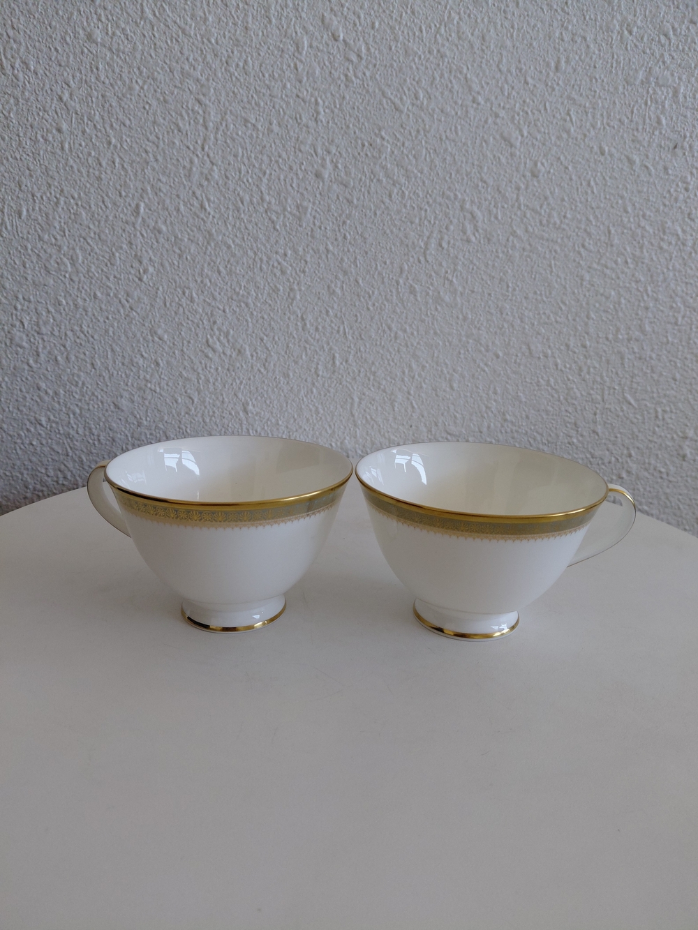 2 Royal Doulton Clarendon Porcelain  Cups White,Gold & Aqua Vintage EPC. Great p